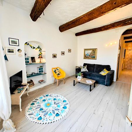 St Joseph - Great Holiday Flat - Old Town For 4 Niza Exterior foto